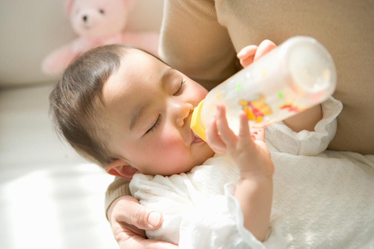 Những tiêu chí chọn sữa cho trẻ sơ sinh mà mẹ cần biết 4