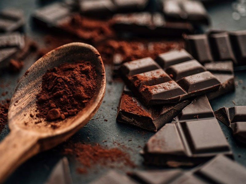 10 Lợi ích sức khỏe đáng kinh ngạc của socola đen