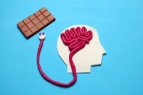10 Lợi ích sức khỏe đáng kinh ngạc của socola đen