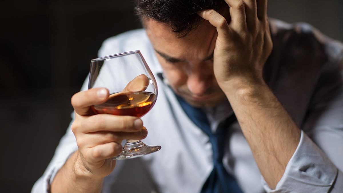 Nghiện rượu và những ảnh hưởng đến sức khỏe tinh thần 1