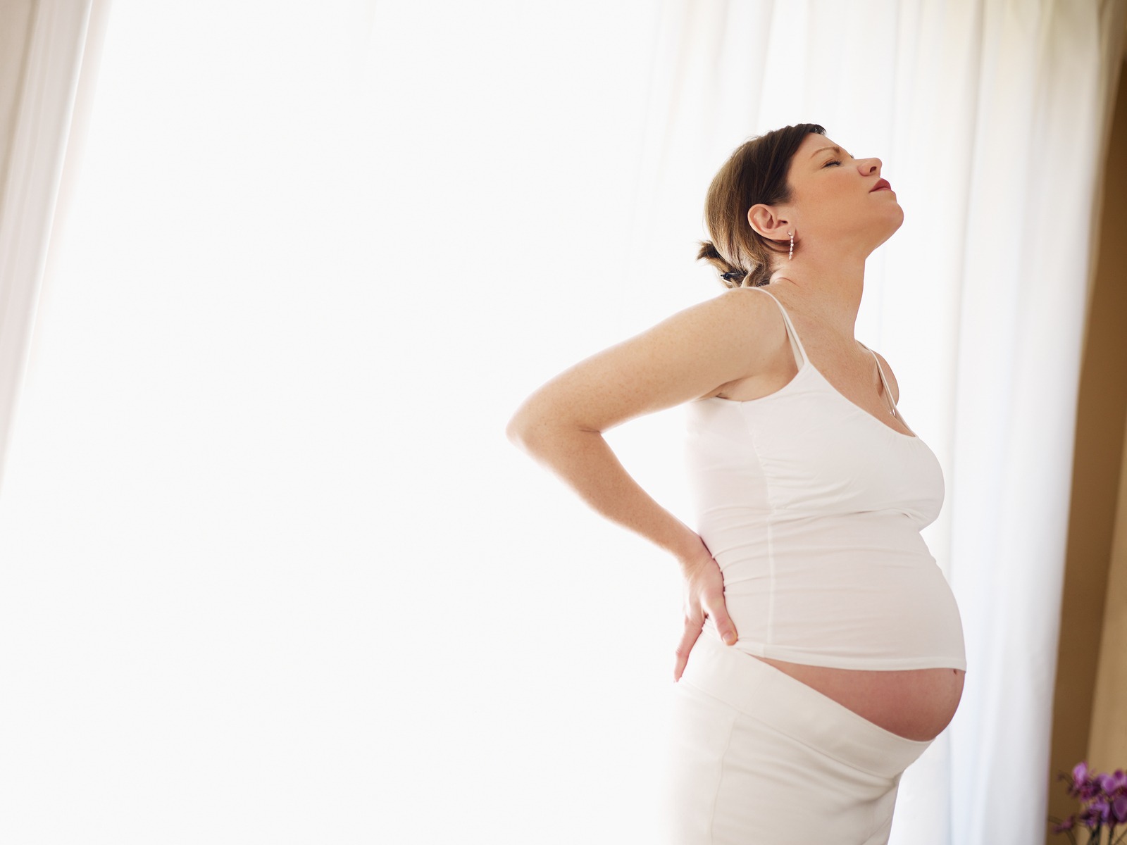 Dấu hiệu bất thường cần đi khám khi đang mang thai 4
