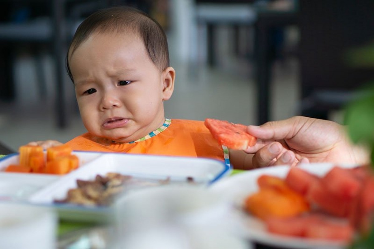 Những kiểu ép ăn truyền thống gây hại cho trẻ 4