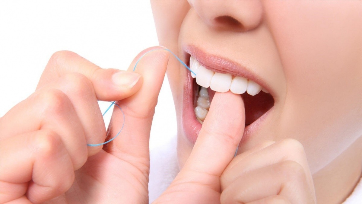 Cao răng lâu ngày làm rụng răng 1