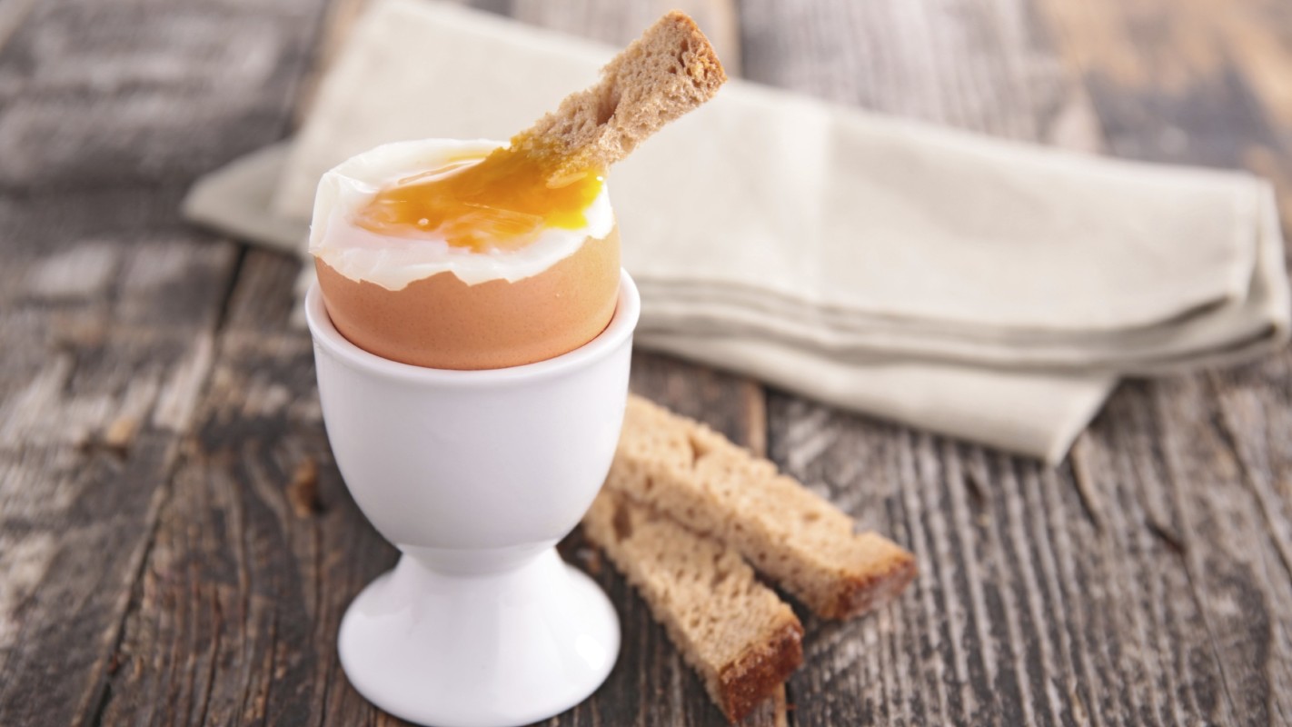 Khám phá lợi ích và nguy cơ của việc ăn trứng sống 4