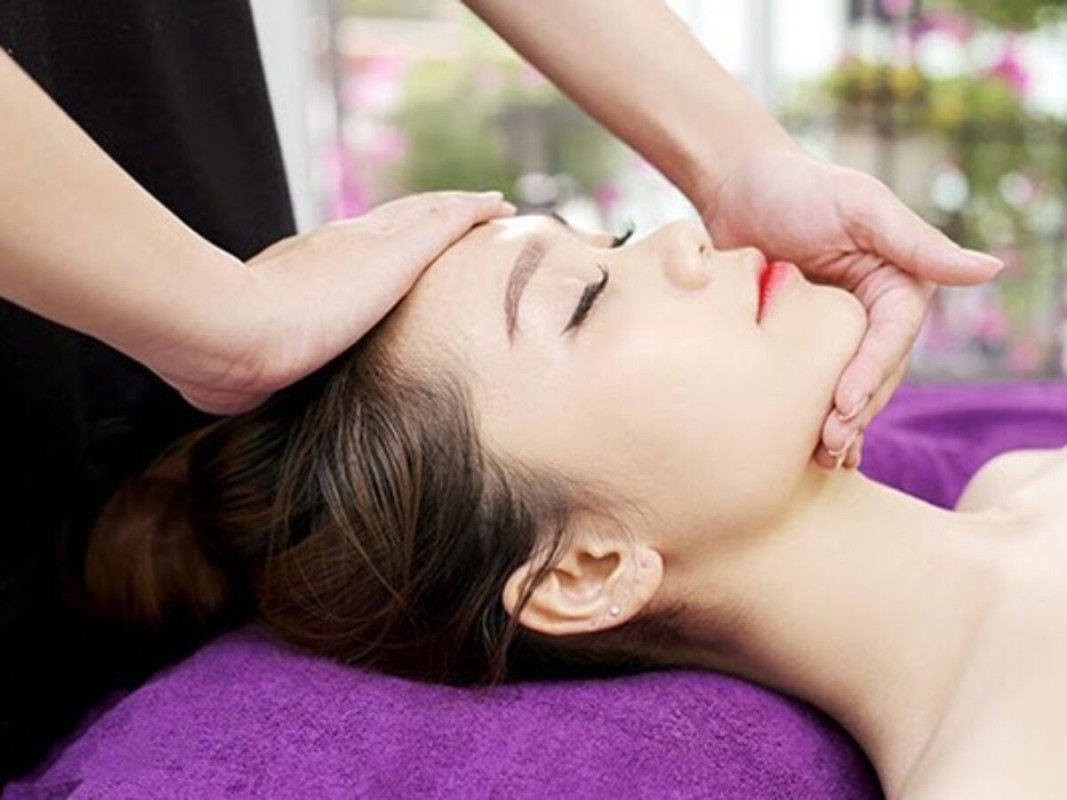 Cách Massage Mặt Giúp Giảm Nếp Nhăn Hiệu Quả 2