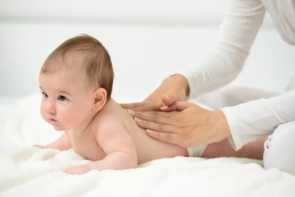 Lợi Ích Của Việc Massage Cho Trẻ Sơ Sinh Mỗi Ngày