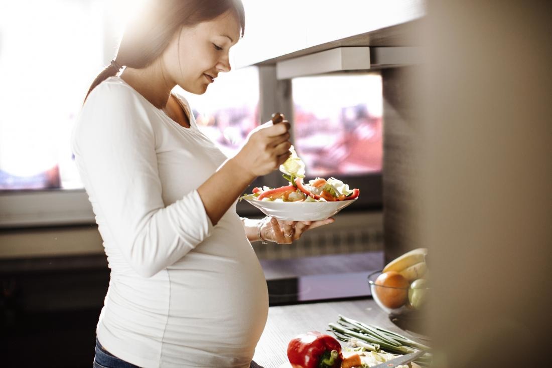 Dinh Dưỡng Cho Mẹ Bầu 3 Tháng Đầu 3