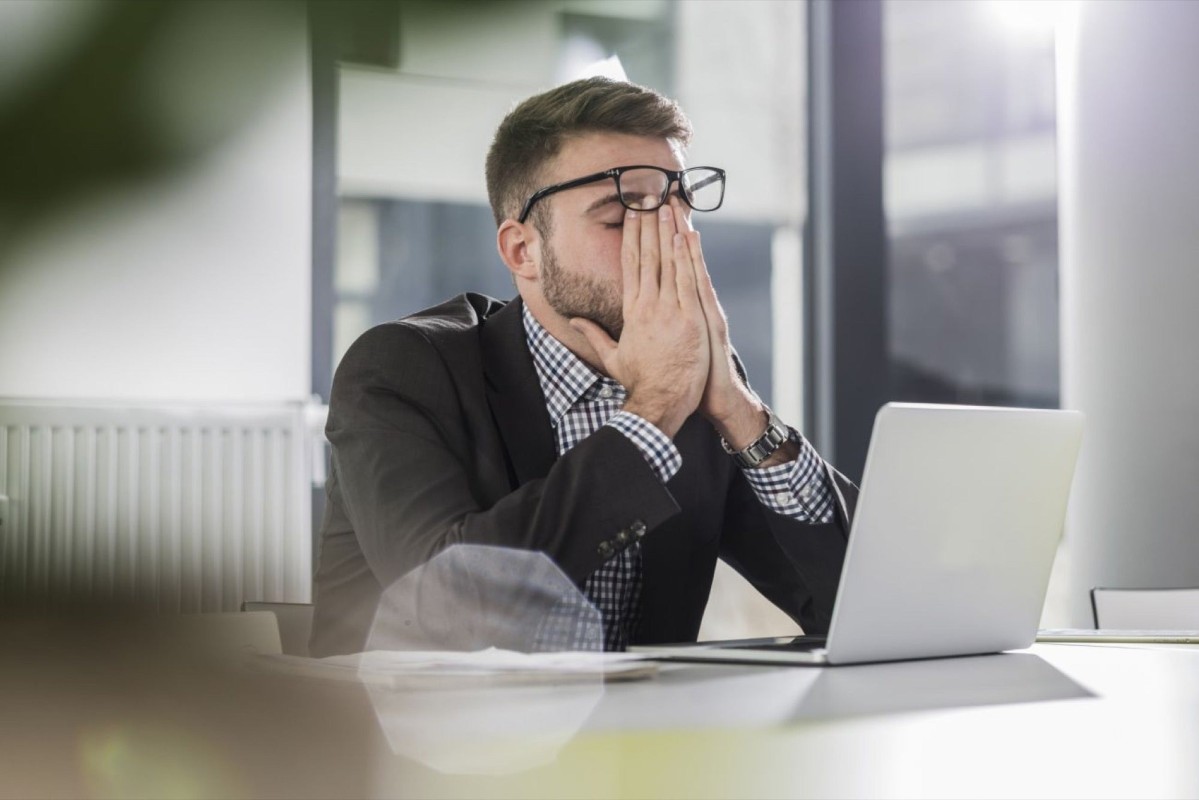 Đàn Ông Và Hội Chứng “Stress Đầu Tháng”: Nguyên Nhân, Dấu Hiệu Và 5 Cách Vượt Qua Hiệu Quả