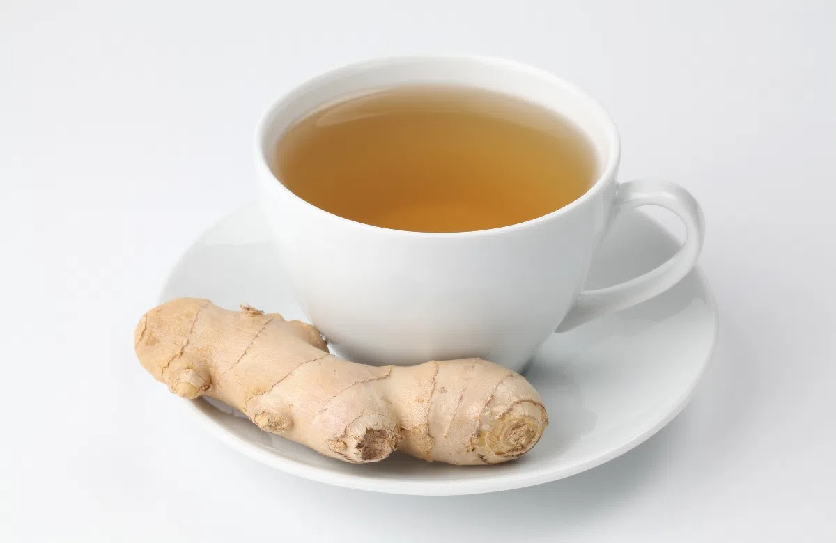 Uống nước gừng buổi sáng: Thần dược hay lợi bất cập hại?